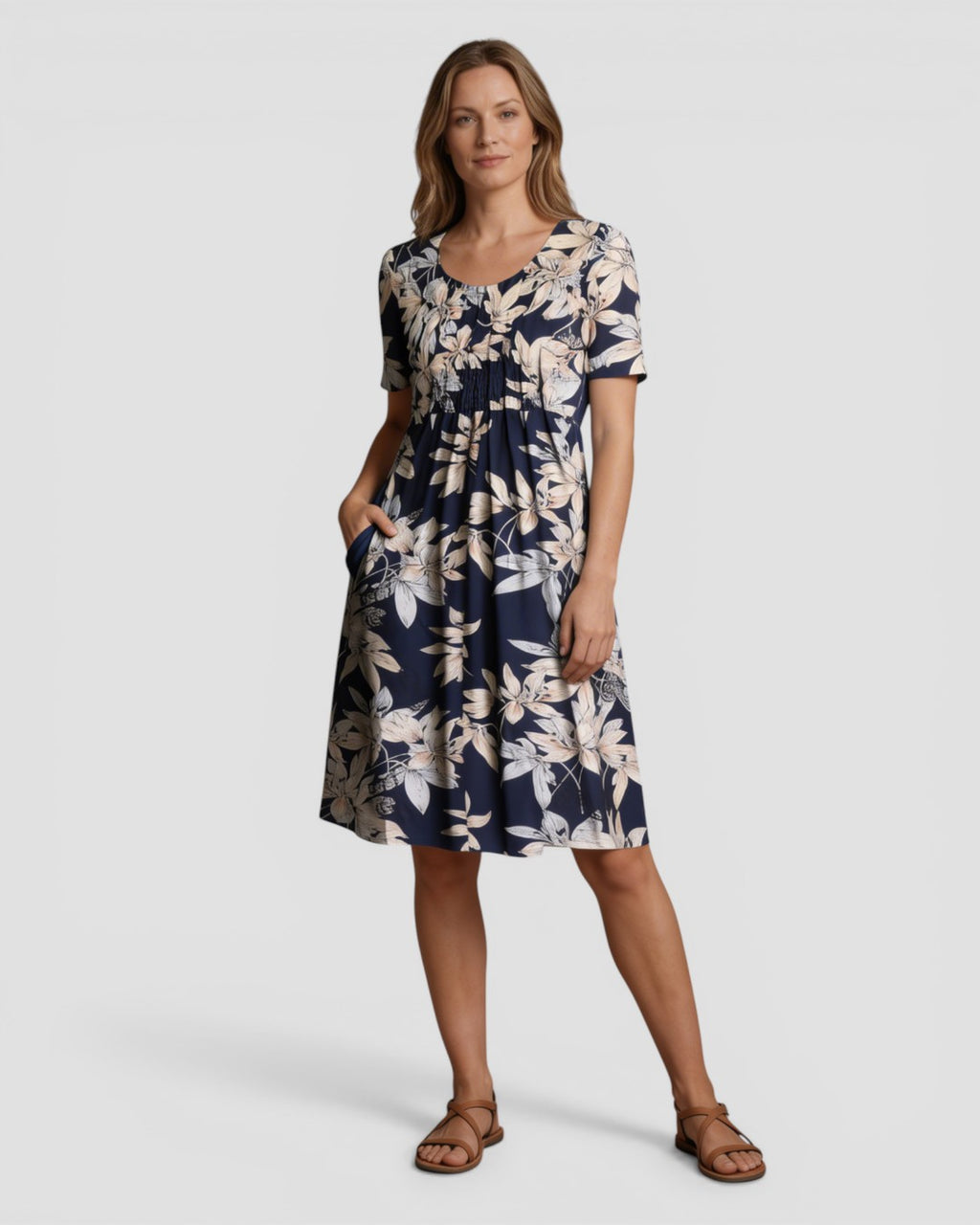 Jensen og Madsen | Dame Blomstret Sommerkjole Let og Komfortabel med Lommer