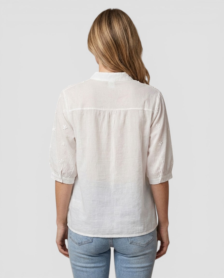 Jensen og Madsen | Elegant Bluse Dame med Figurvenlig Pasform