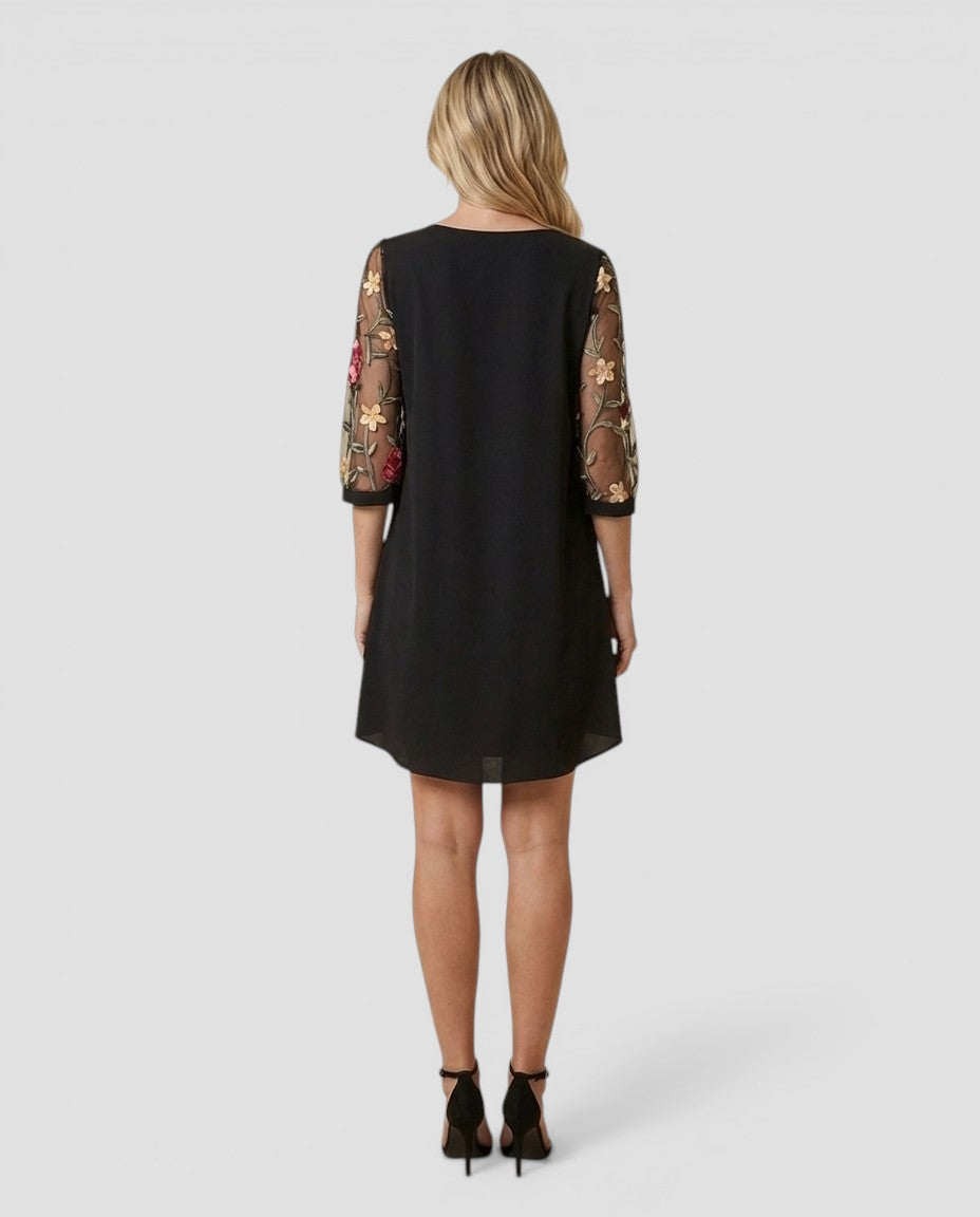 Jensen og Madsen | Sommerkjoler Dame Elegant Pasform til Sommer
