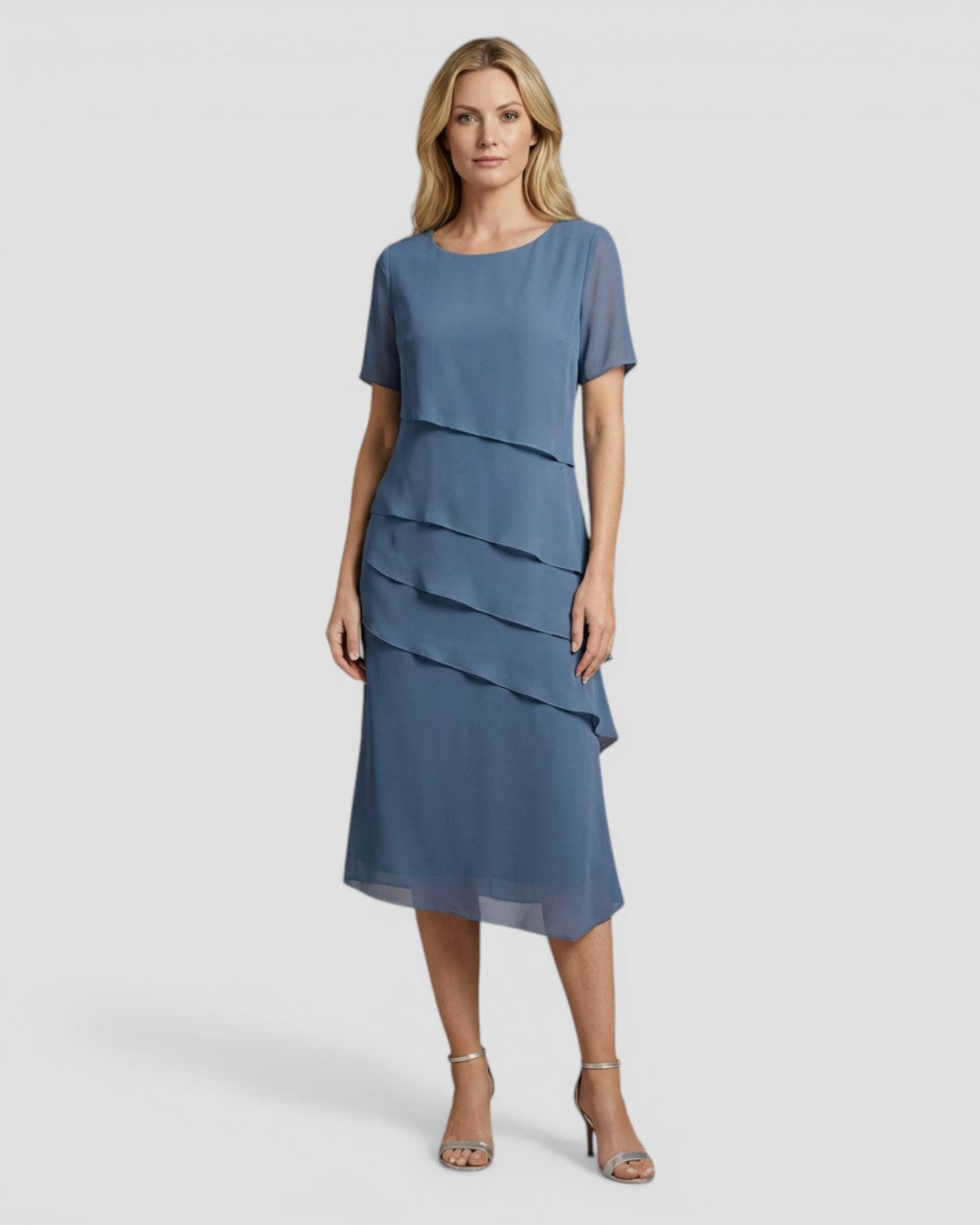 Jensen og Madsen | Dame Midi Kjole med Lag på Lag Elegant til Fest