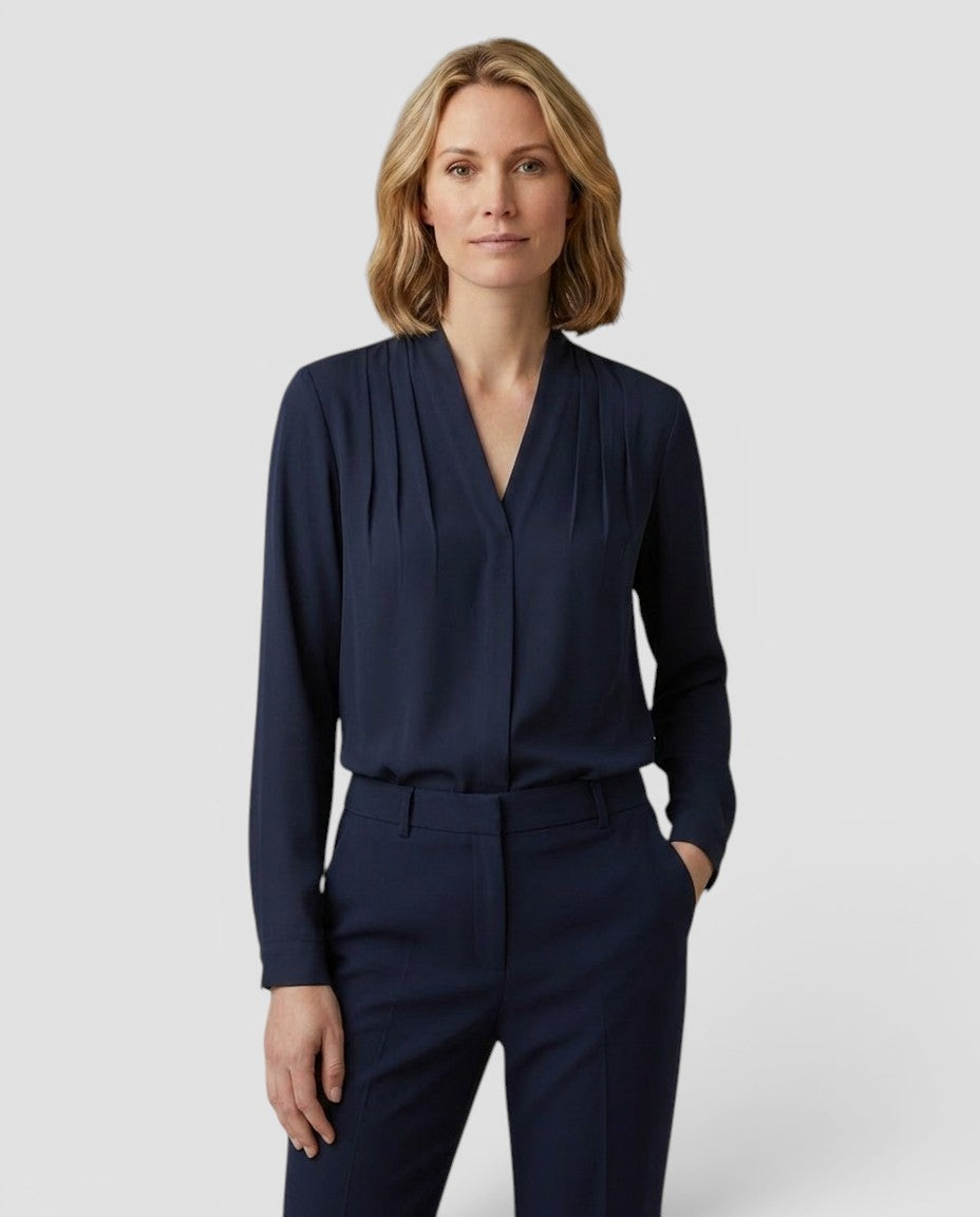 Jensen og Madsen | Dame Bluse med Pufærmer og Tilpasset Talje Elegant