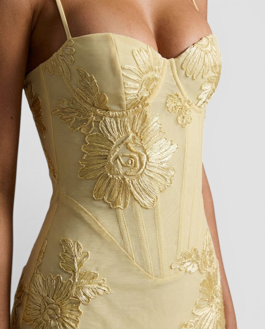 Jensen og Madsen | Gallakjole Dame Gul med Blomsterbroderier Maxi