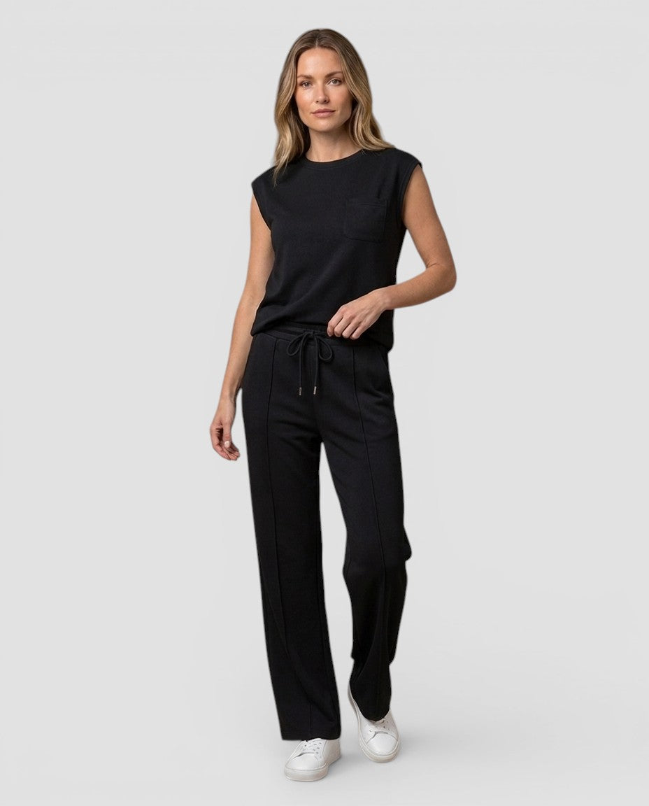 Jensen og Madsen | Dame Jumpsuit med Vide Ben Rund Hals Elegant